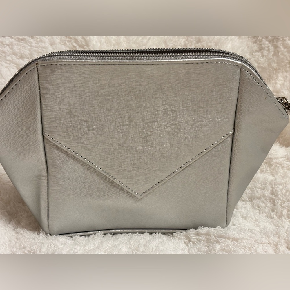 La prairie makeup bag